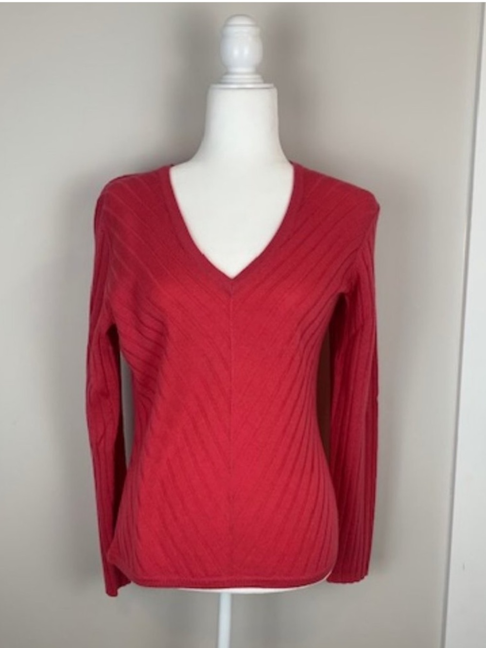 100% Merino Wool Ribbed V-Neck Sweater